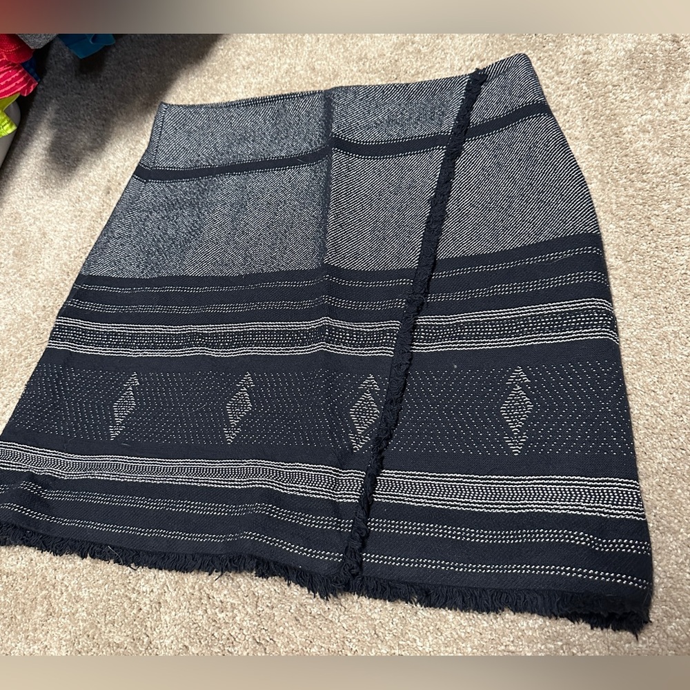 Patterned Loft Skirt, size 10.